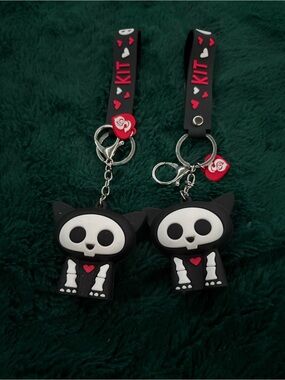 Kit skelanimals keychains